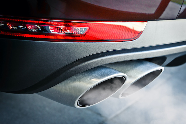 4 Exhaust Smells You Should Be Familiar With